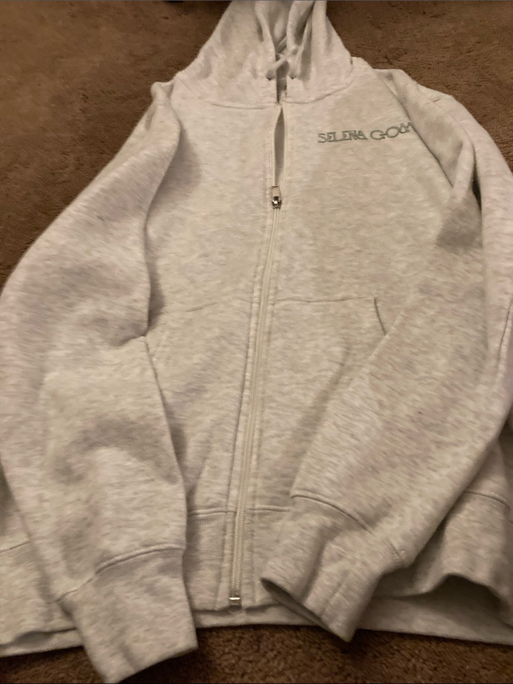 Selena Gomez sweatshirt - Picture 4 of 5